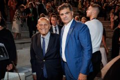 Margi Yacoub, Γιάννης Β. Βαρδινογιάννης