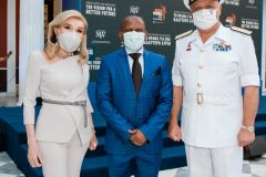 Μαριάννα Β. Βαρδινογιάννη, Sello Hatang, ΑΓΕΝ Αντιναύαρχος Στυλιανός Πετράκης