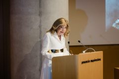 Μαριάννα Β. Βαρδινογιάννη