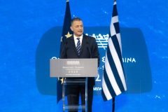 Ο Υφυπουργός Εθνικής Άμυνας Αλκιβιάδης Στεφανής κατά τη διάρκεια της ομιλίας του