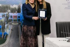 Μαριάννα Β. Βαρδινογιάννη, Δέσποινα Ιγνάτογλου  - εκπρόσωπος Deux Hommes