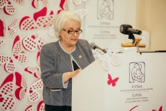 Η Μαρία Γιαννίρη κατά τη διάρκεια της ομιλίας της