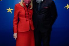 Μαριάννα Β. Βαρδινογιάννη, Κριστιάν Καρεμπέ