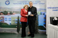 Μαριάννα Β. Βαρδινογιάννη, Γιάννης Μώραλης