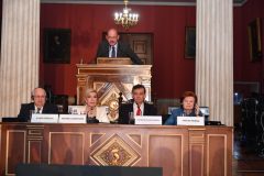 Στιγμιότυπο από την ομιλία του Κωνσταντίνου Μπουραζέλη