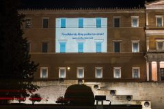 Το μήνυμα της εθελοντικής δωρεάς μυελού των οστών στο κτίριο του Ελληνικού Κοινοβουλίου