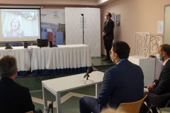 Στιγμιότυπο από την τηλεδιάσκεψη με την Μαριάννα Β. Βαρδινογιάννη