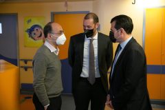 Αντώνης Καττάμης ( Καθηγητής Παιδιατρικής Αιματολογίας-Ογκολογίας), Θάνος Πλεύρης, Μανώλης Παπασάββας