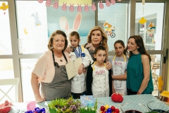 Σίσσυ Παυλοπούλου, Μαριάννα Β. Βαρδινογιάννη, Ζωή Παυλοπούλου με τις κόρες της Βάνα, Μελίτα και Σίσσυ