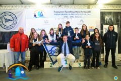 Η ομάδα του Ναυτικού Ομίλου Άνδρου