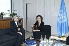 Η Μαριάννα Β. Βαρδινογιάννη με την Audrey Azoulay στην έδρα της UNESCO στο Παρίσι