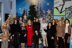 H Χριστιάννα Β. Βαρδινογιάννη με μέλη του ΔΣ της ΕΛΠΙΔΑΣ και του ΟΡΑΜΑΤΟΣ ΕΛΠΙΔΑΣ