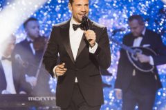 Στιγμιότυπα από την εμφάνιση του Κωνσταντίνου Αργυρού