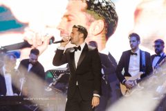 Στιγμιότυπα από την εμφάνιση του Κωνσταντίνου Αργυρού