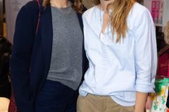 Χρυσή Βαρδινογιάννη, Μαρία Παπαθανασίου Αρώνες